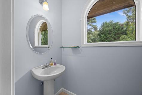 267 Barnes Road Oak Bluffs MA 02557