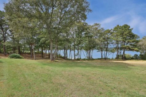 267 Barnes Road Oak Bluffs MA 02557