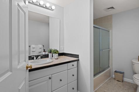 267 Barnes Road Oak Bluffs MA 02557