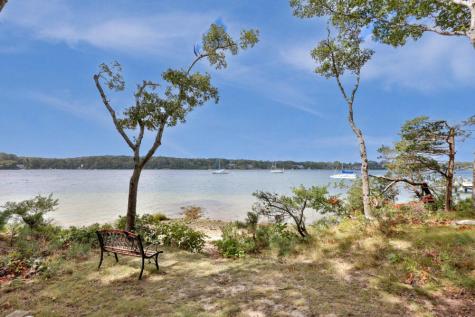 267 Barnes Road Oak Bluffs MA 02557