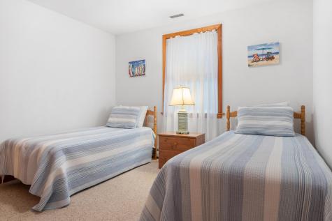 34 Tenth Street South Street S Edgartown MA 02539