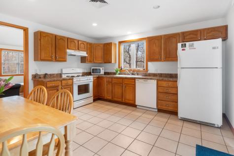 34 Tenth Street South Street S Edgartown MA 02539