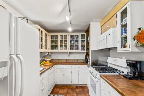 12 Wheelhouse Way Oak Bluffs MA 02557