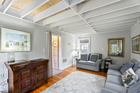 12 Wheelhouse Way Oak Bluffs MA 02557