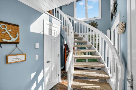 76 Washque Avenue Edgartown MA 02539