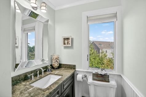 76 Washque Avenue Edgartown MA 02539