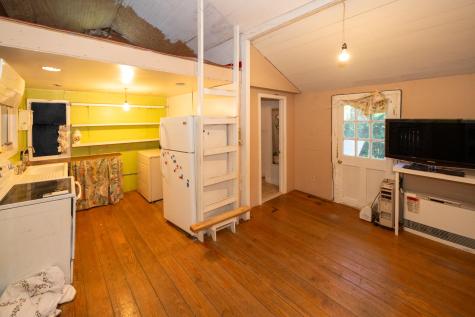 26 Hampson Avenue Oak Bluffs MA 02557