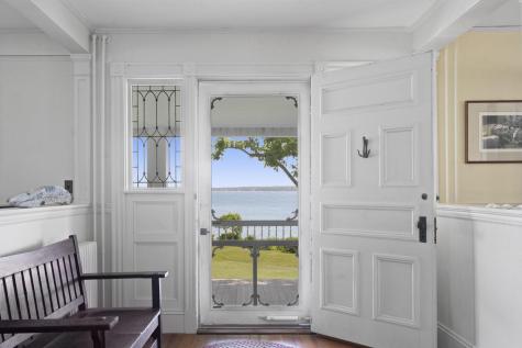 33 Goethals Way Vineyard Haven MA 02568