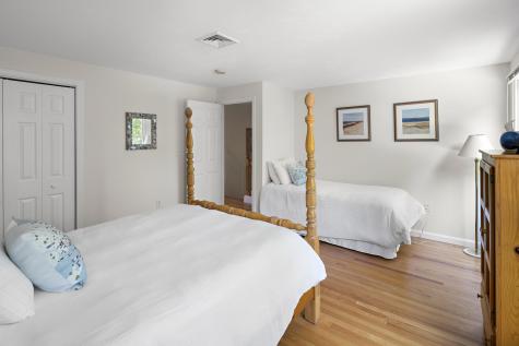 43C Dark Woods Road Edgartown MA 02539