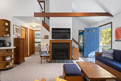 8 Court Street Edgartown MA 02539