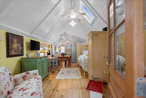 2 Lincoln Avenue Avenue Oak Bluffs MA 02557