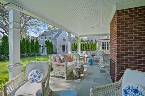 52 S Summer Street Edgartown MA 02539