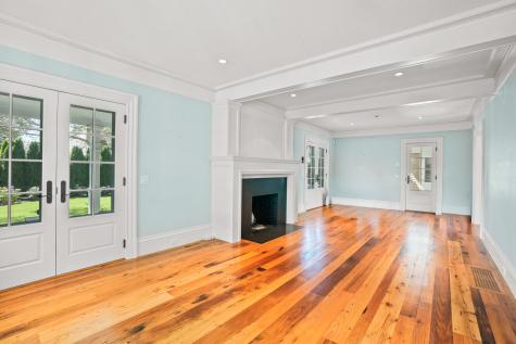 52 S Summer Street Edgartown MA 02539