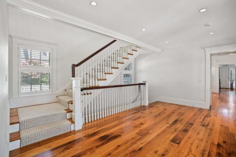 52 S Summer Street Edgartown MA 02539