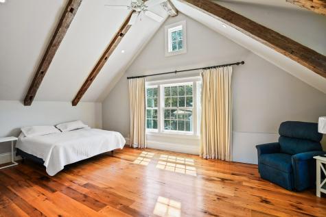 52 S Summer Street Edgartown MA 02539