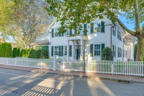 52 S Summer Street Edgartown MA 02539