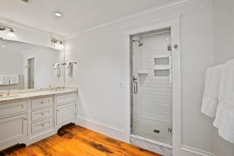 52 S Summer Street Edgartown MA 02539