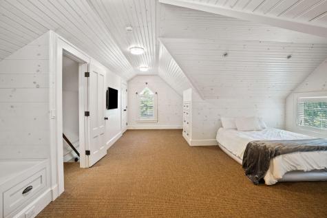 52 S Summer Street Edgartown MA 02539