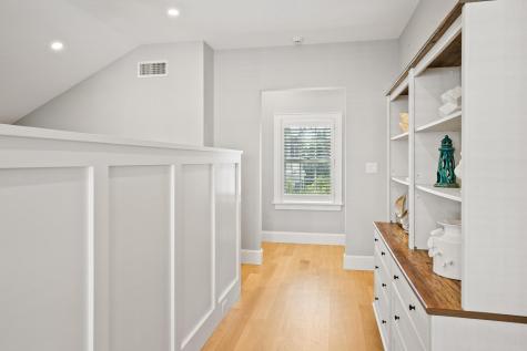 52 S Summer Street Edgartown MA 02539