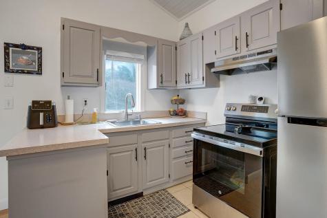 22 Oklahoma Avenue Vineyard Haven MA 02568