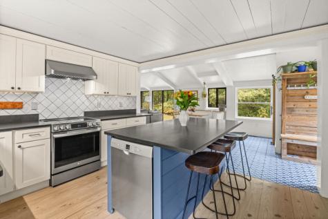10 Dory Circle Edgartown MA 02539