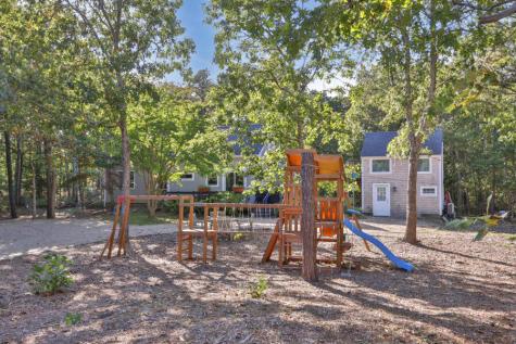 10 Dory Circle Edgartown MA 02539