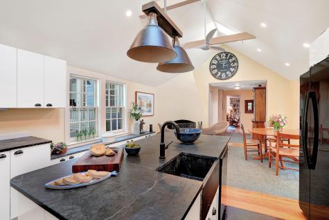 124 Old Farm Road Chilmark MA 02535