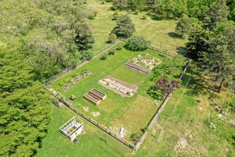 124 Old Farm Road Chilmark MA 02535