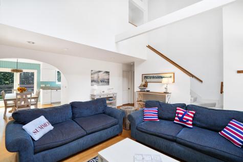 12 Duarte Circle Edgartown MA 02539