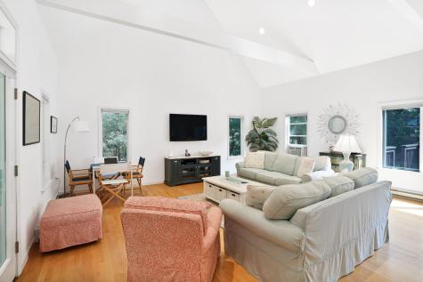 12 Duarte Circle Edgartown MA 02539