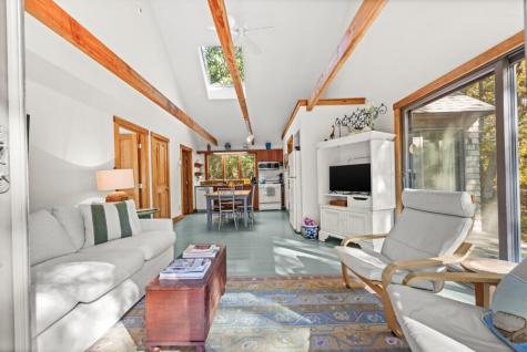 46 Tercel Lane Chilmark MA 02535