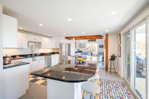 30 Sengekontacket Road Oak Bluffs MA 02557