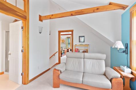 159 Lake Street Vineyard Haven MA 02568