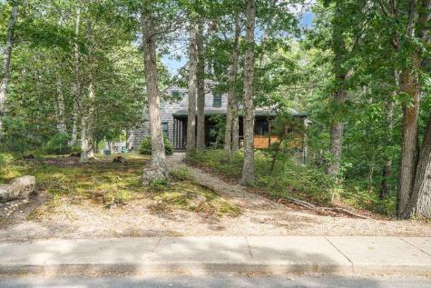 159 Lake Street Vineyard Haven MA 02568