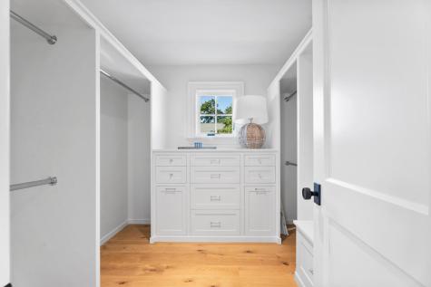 43 Peases Point Way S Edgartown MA 02539