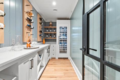 43 Peases Point Way S Edgartown MA 02539