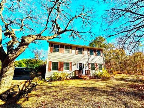 1 Jessie Leigh Mitchell Way Oak Bluffs MA 02557