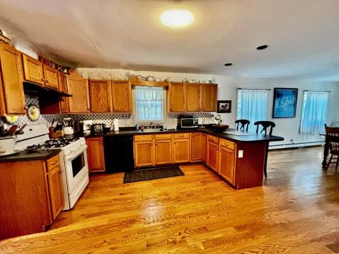 1 Jessie Leigh Mitchell Way Oak Bluffs MA 02557