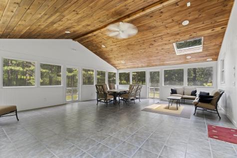 7 Upper Meadow Lane Oak Bluffs MA 02557