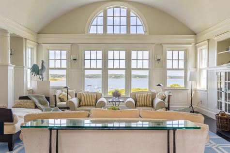 7 Clay Pit Lane Aquinnah MA 02535