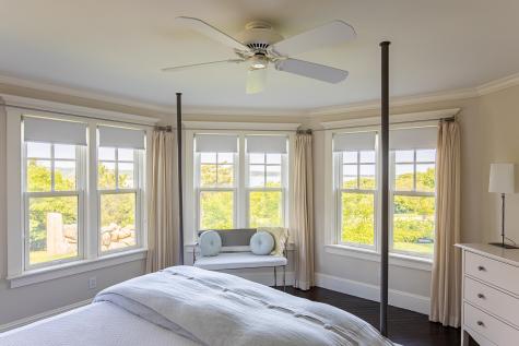 7 Clay Pit Lane Aquinnah MA 02535