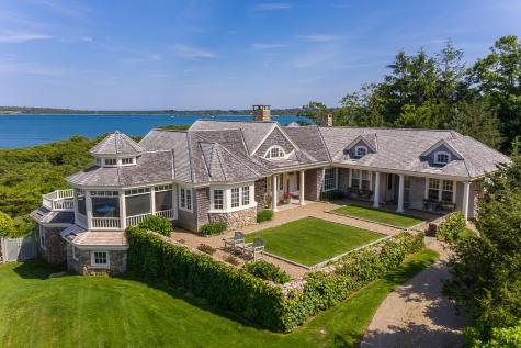 7 Clay Pit Lane Aquinnah MA 02535