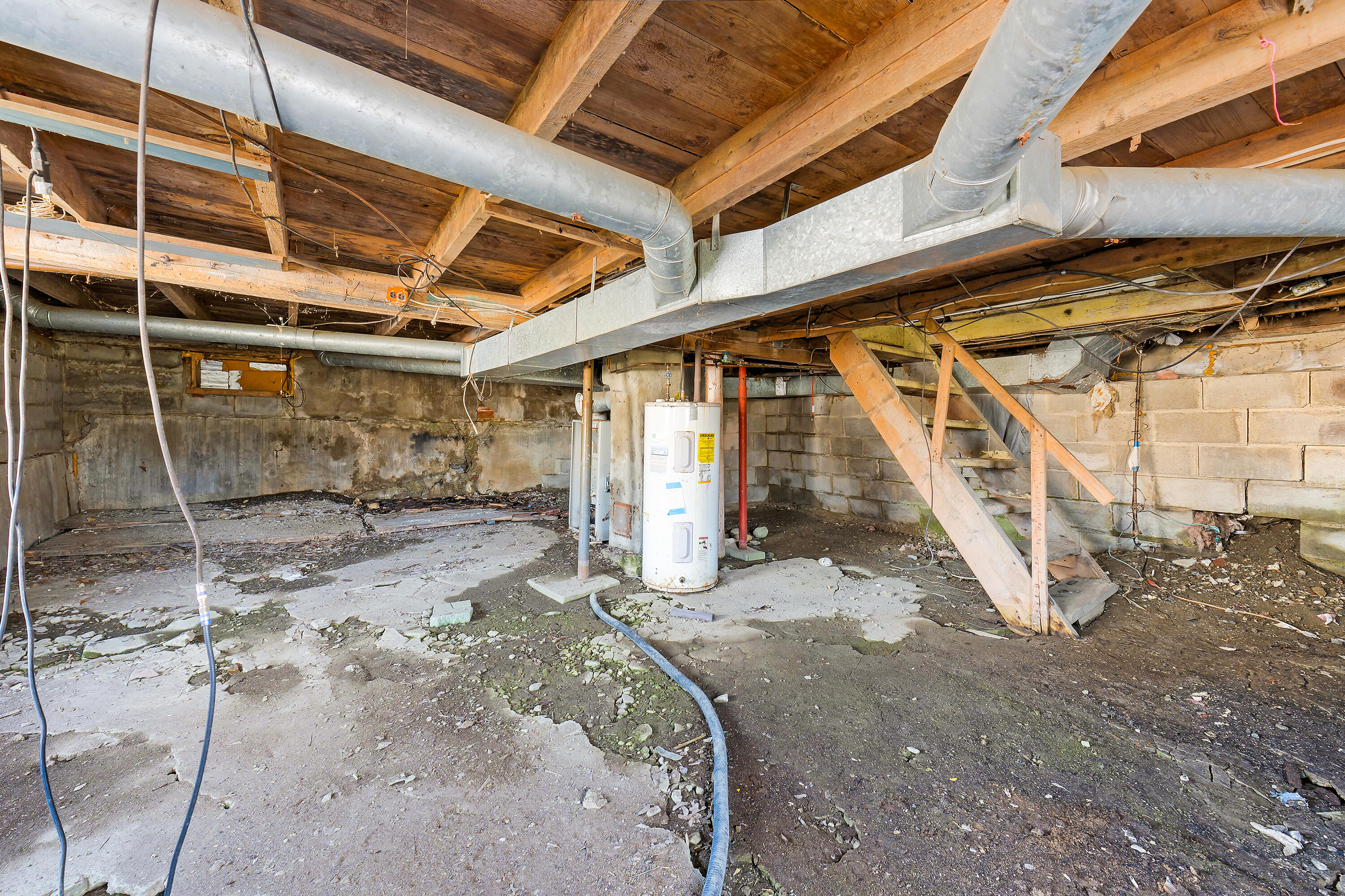 76 Fish Street Thomaston ME 04861