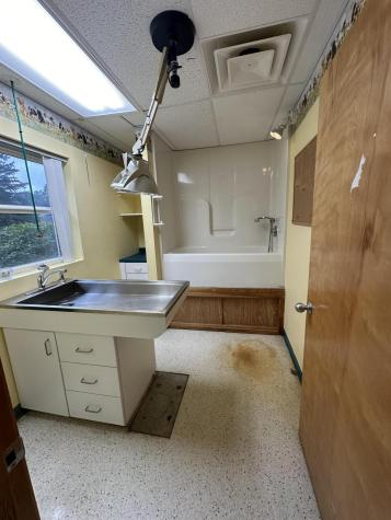 210 River Road Orrington ME 04474