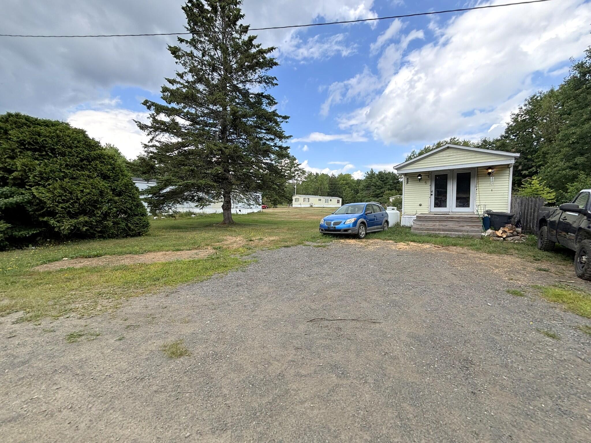 434 Tate Road Corinth ME 04427