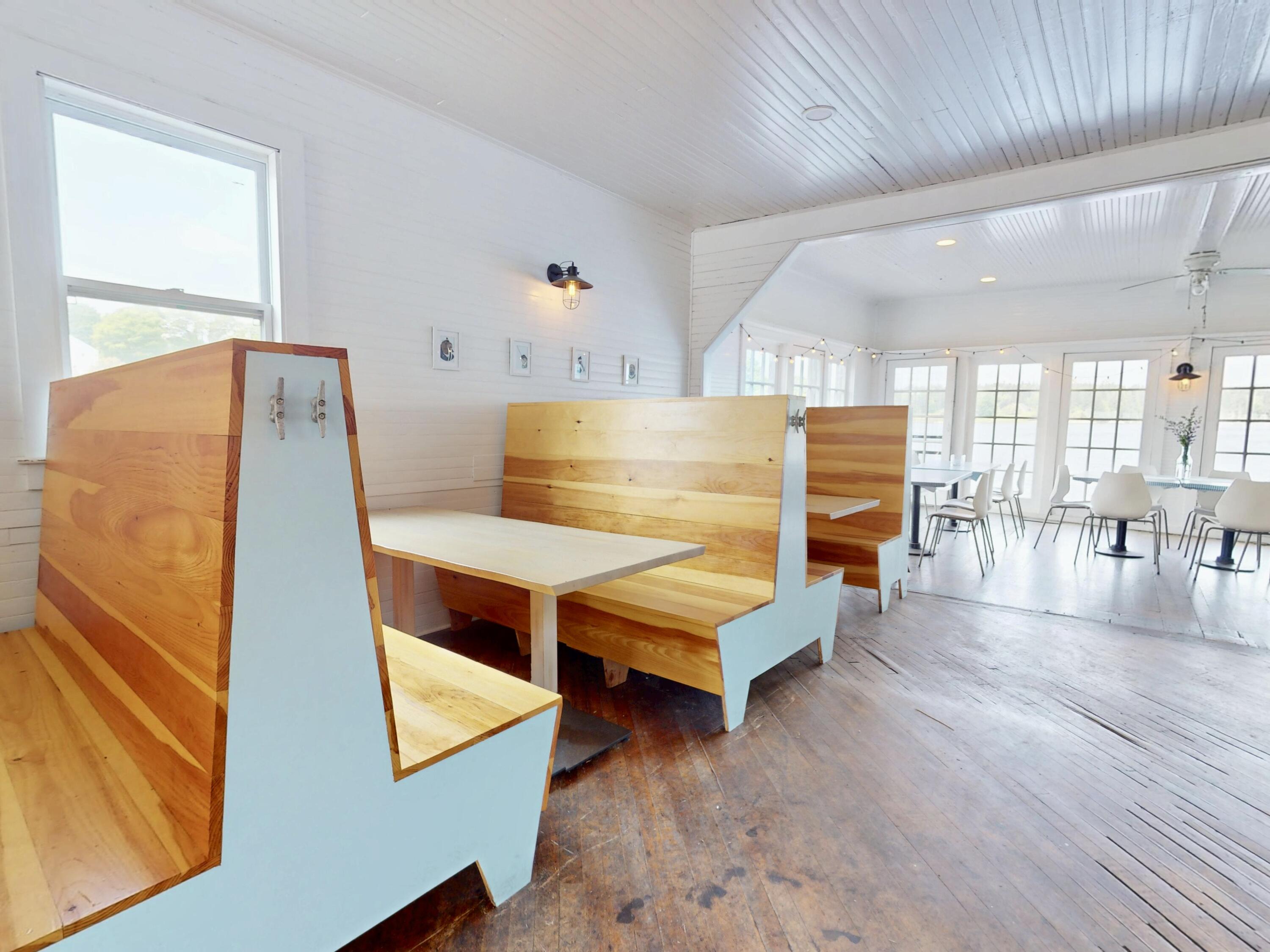 26 W Main Street Vinalhaven ME 04863