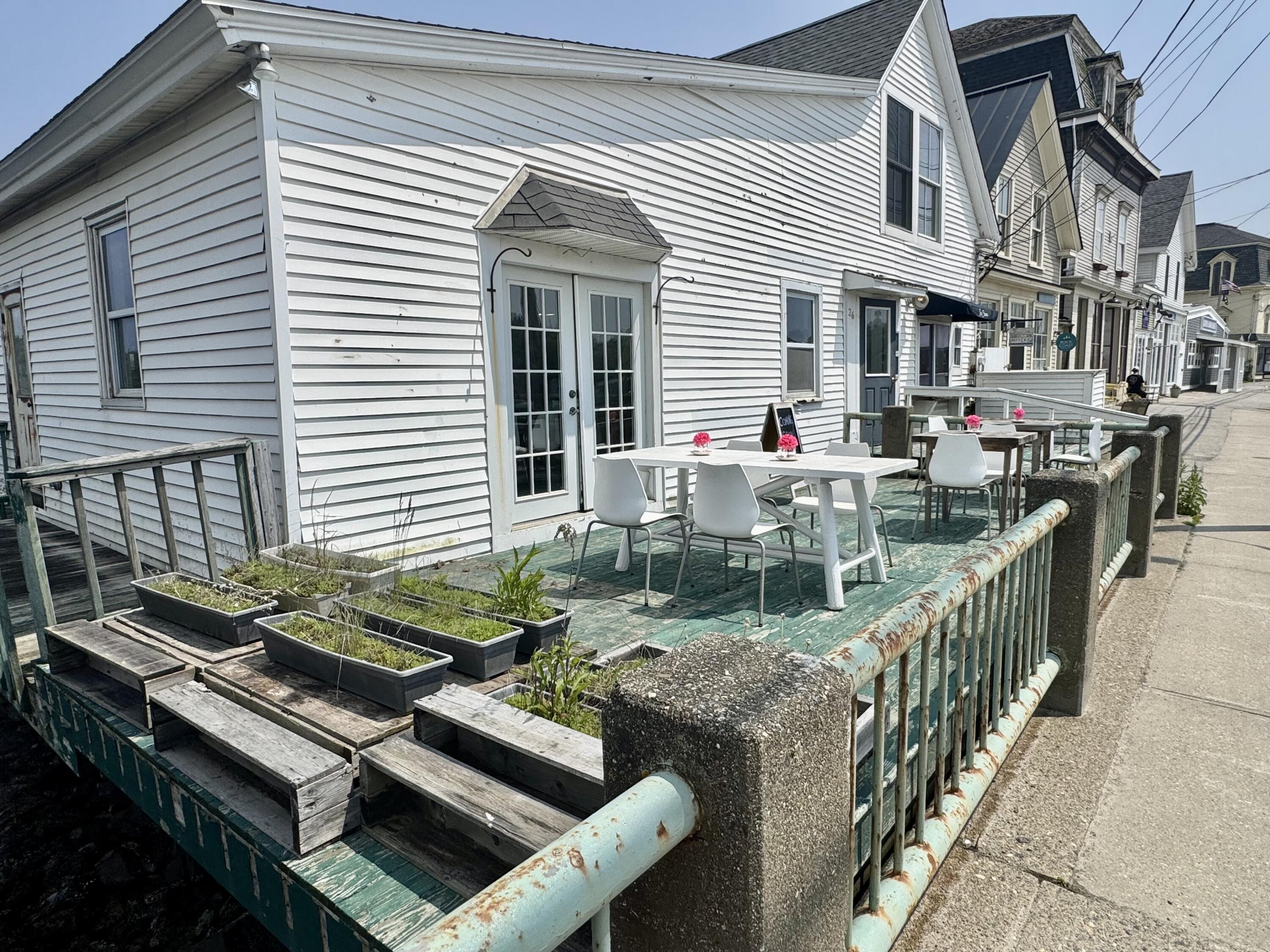 26 W Main Street Vinalhaven ME 04863