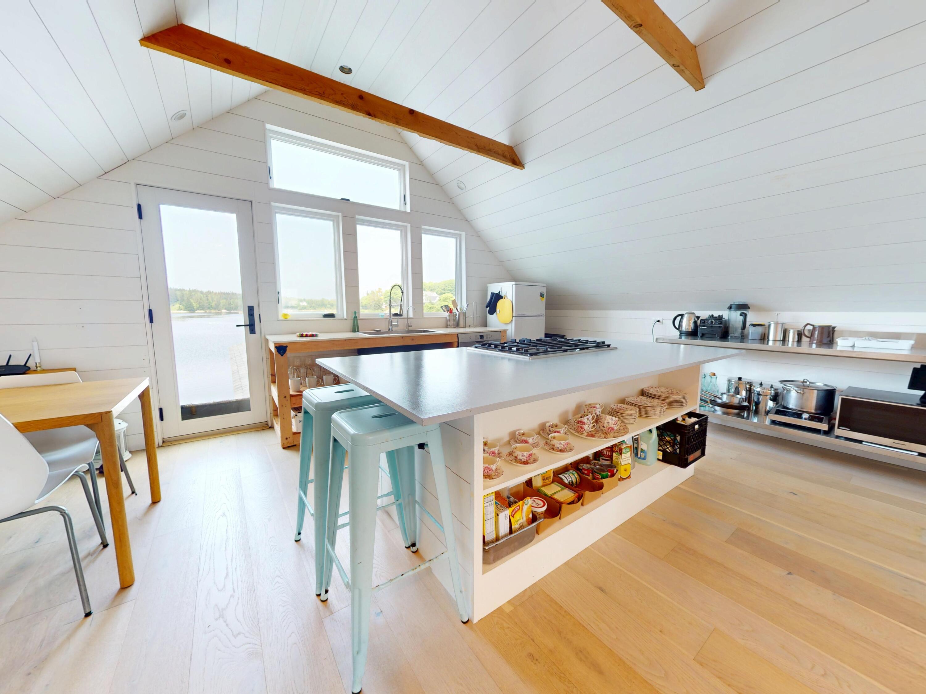 26 W Main Street Vinalhaven ME 04863