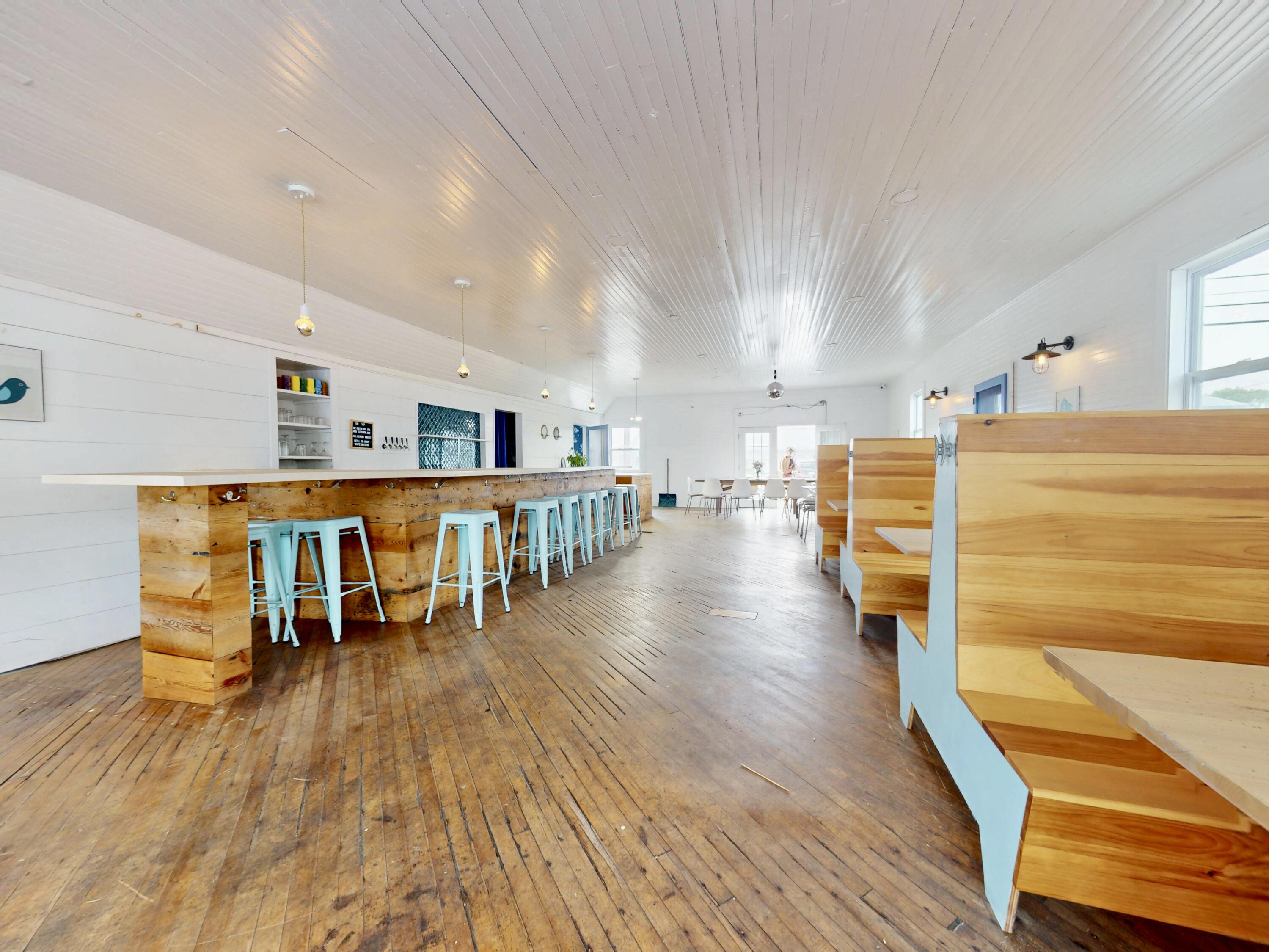 26 W Main Street Vinalhaven ME 04863