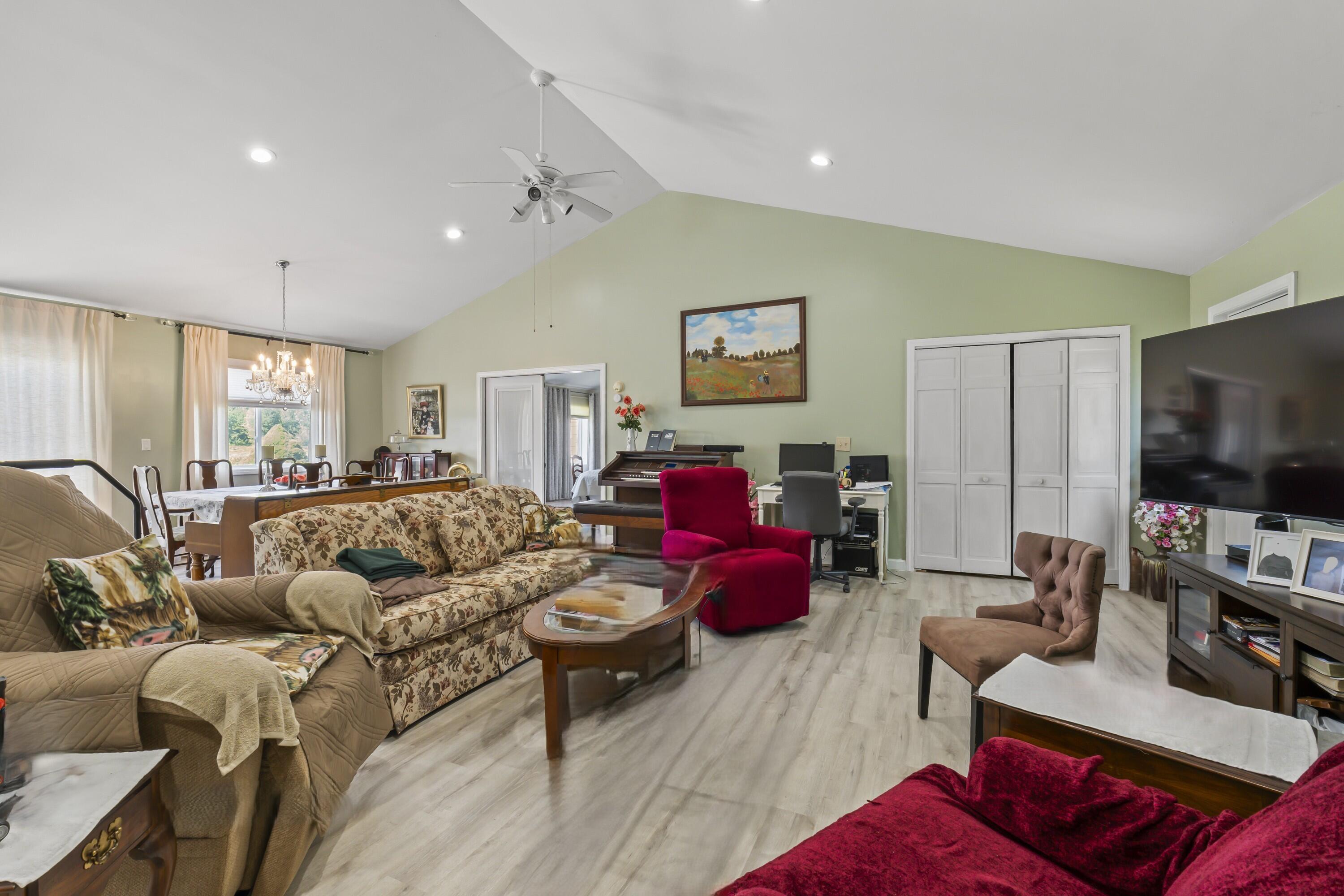 102 Manning Drive West Gardiner ME 04345